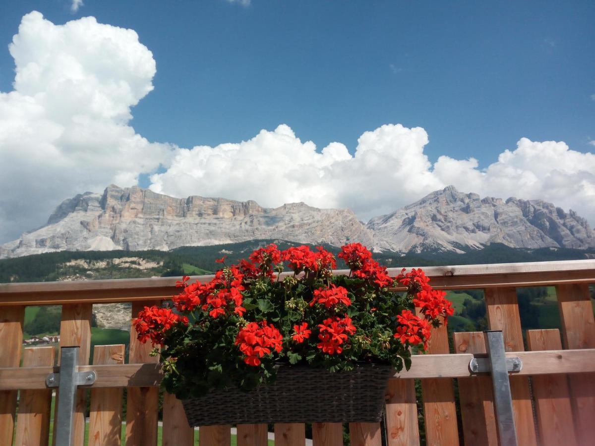 Apartamento Ciasa de Munt La Villa  Exterior foto